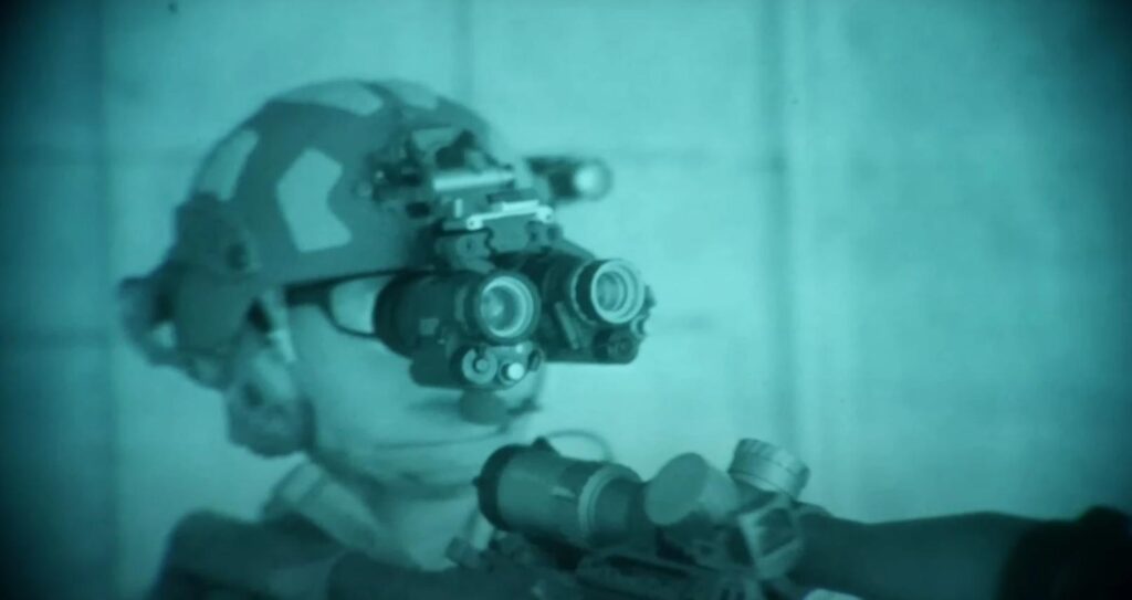 Чому обрати монокуляр нічного бачення AGM PVS-14 NW1