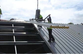 Сендвіч-панелі для дахів: переваги, технологія укладання та поради експертів