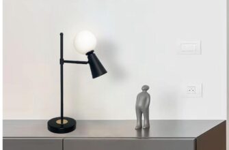 Современная настольная лампа: лучшие модели для дома и офиса