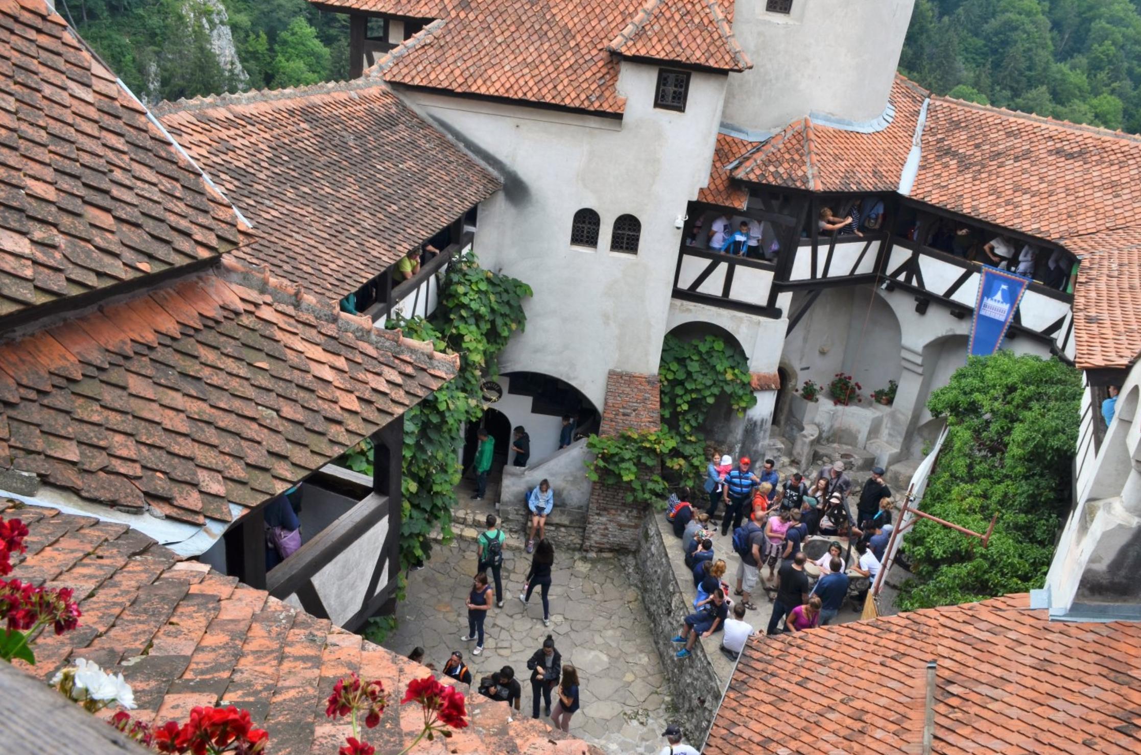Поедьте в Замок Бран